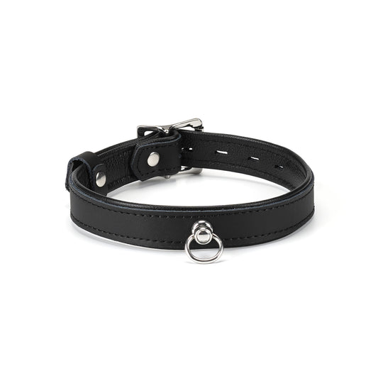 a black leather gothic choker collar