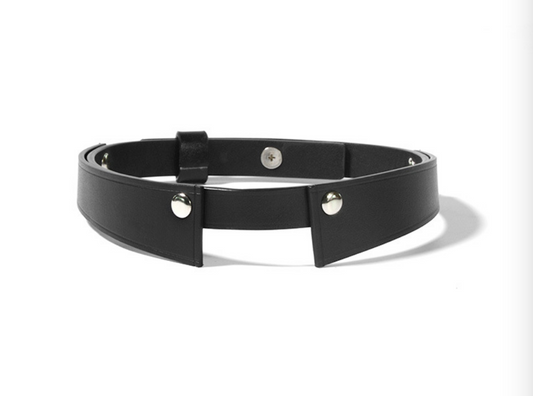 a black leather choker necklaces